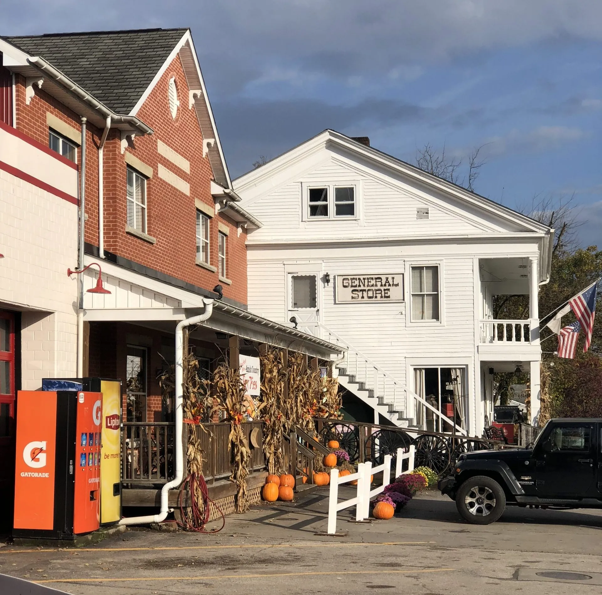 The End of the Commons General Store in autumn